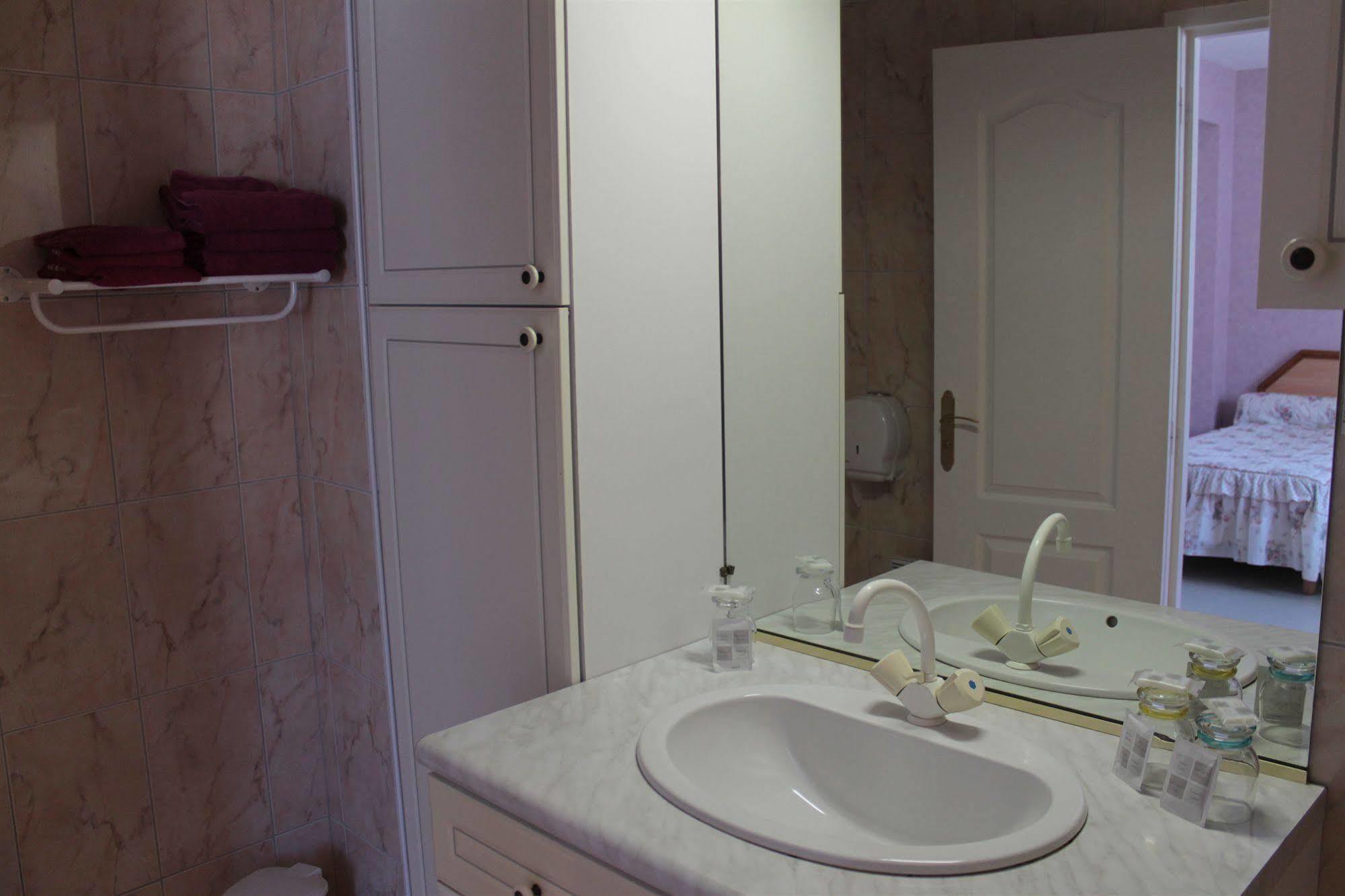 Hôtel Ladagnous Peyrouse Extérieur photo