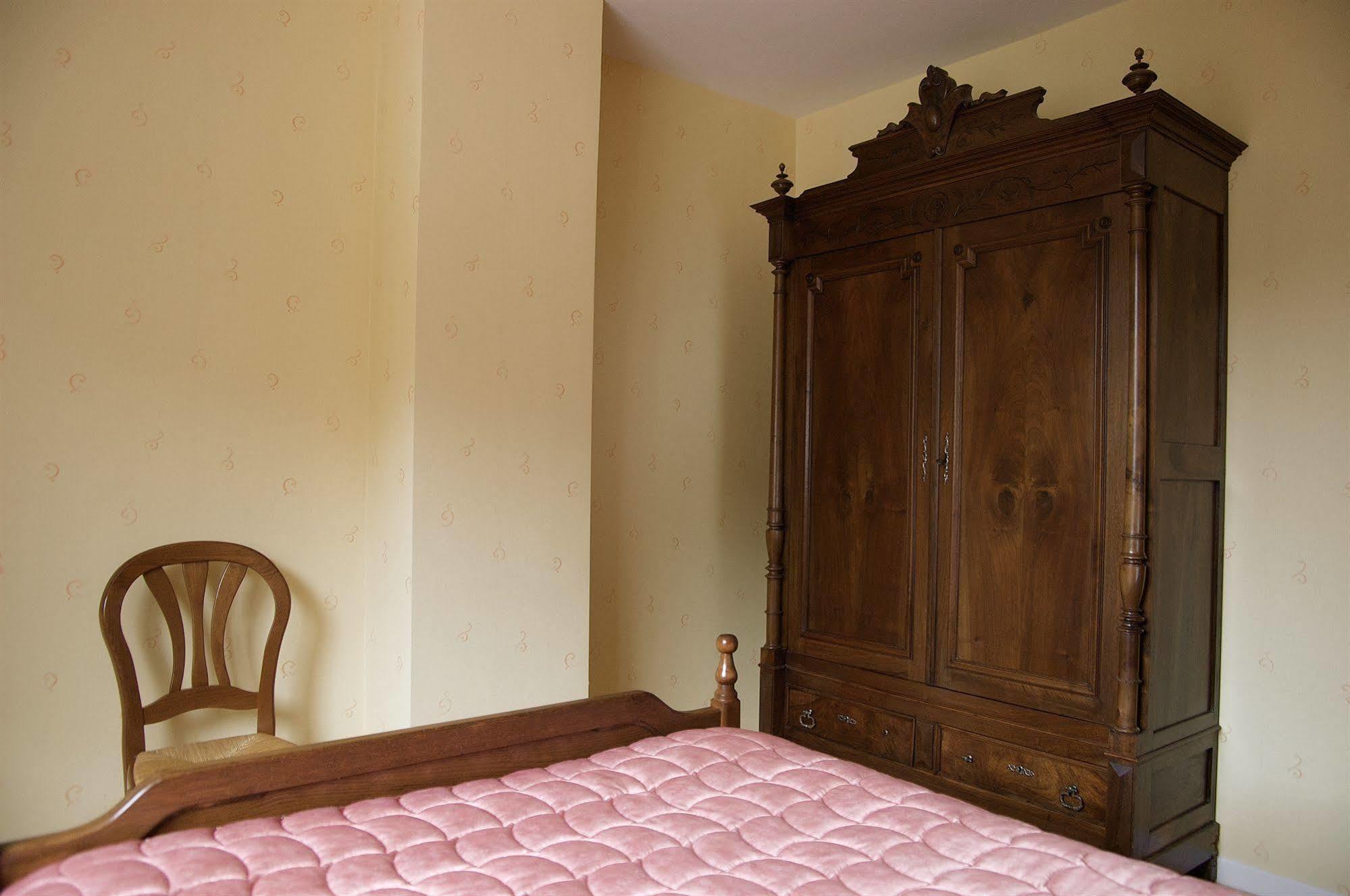 Hôtel Ladagnous Peyrouse Extérieur photo