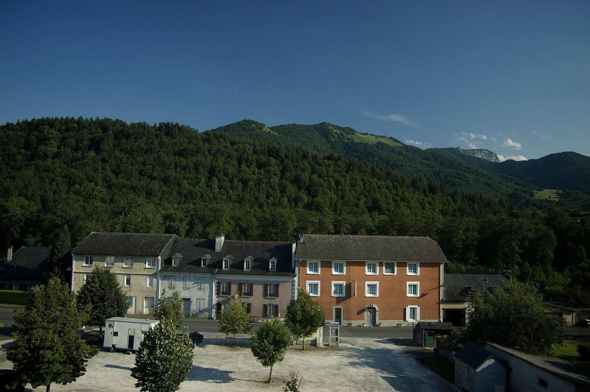 Hôtel Ladagnous Peyrouse Extérieur photo